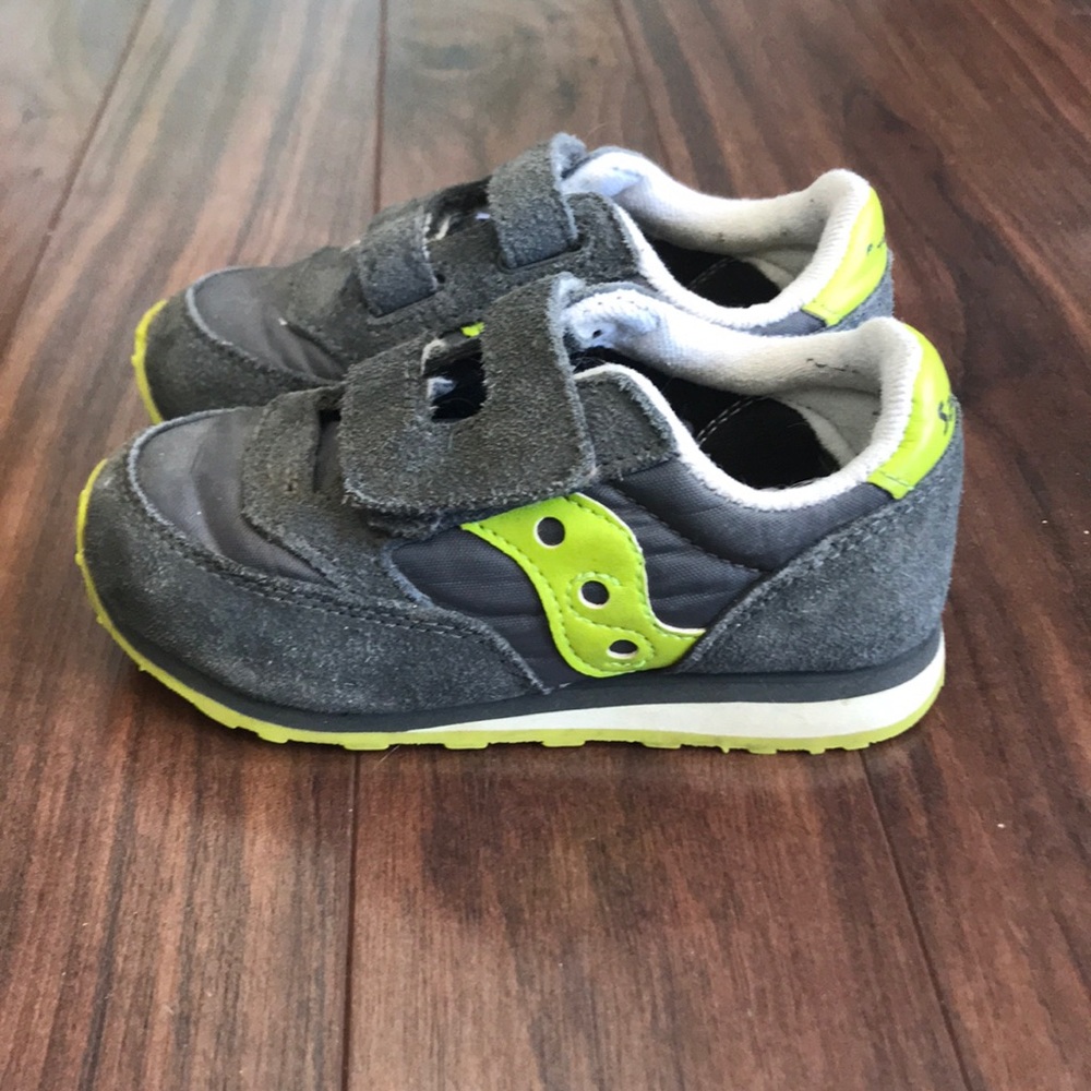 Toddler Saucony Jazz. Size 7.5